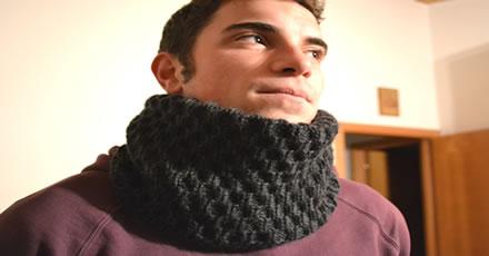 Bigliettini per copiare: al sicuro nella sciarpa