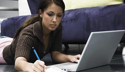 troppi compiti per le vacanze di Natale, guida per finire di studiare in tempo e godersi le vacanze natalizie