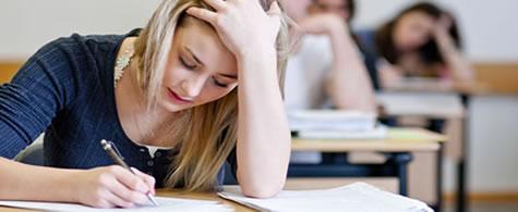 Blocchiamo i furbi: segnala le irregolarità ai test di ingresso