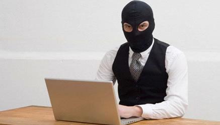 Hacker a scuola, offerta di un posto di lavoro in una società informatica