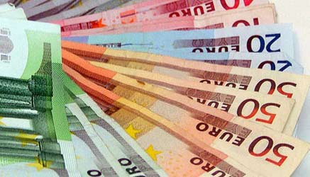 approvata la spending review, ma senza tagli al'istruzione pubblica. Il Miur parla di effetto cane di Pavlov