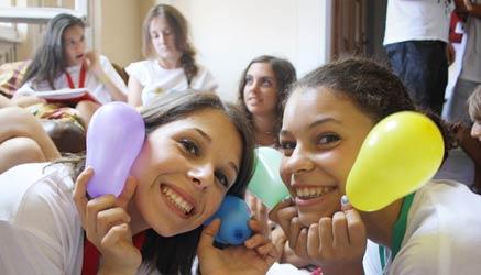 festa dei giovani a color your life, color dreamers day