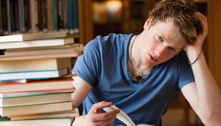 studio a casa prima di un esame, preferito dalla maggior parte degli studenti