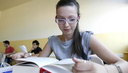 Esame di maturità 2012: totoesaem, prima prova, tracce false, bufale dall'Australia, indicazioni del Ministero dell'Istruzione