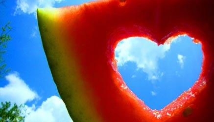 Addio cartoline, l’estate è a portata di click