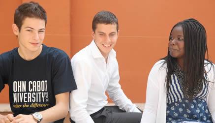 Studenti e professori rimarranno incollati agli schermi per tutta la notte alla John Cabot University aspettando i risultati delle elezioni presidenziali americane