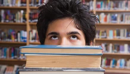 Caro libri e consigli per risparmiare sull'acquisto dei testi scolastici