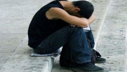 Secondo i rapporti dell’Ocse e di Save the Children moltissimi giovani italiani non completano gli studi, non cercano lavoro e non conoscono il valore della cultura