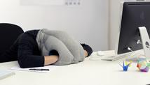 Ostrich Pillow, il cuscino per pisolini rigeneranti