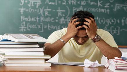 ragazzo muore mentre sostiene il suo primo esame universitario