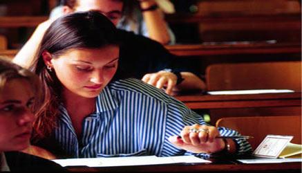 studenti contrari ai test di ingresso alle università