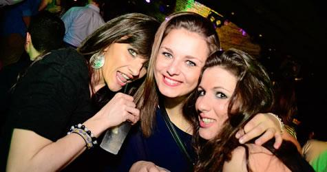 festeggia con Skuola.net e vieni a ballare al Divina Club di Milano