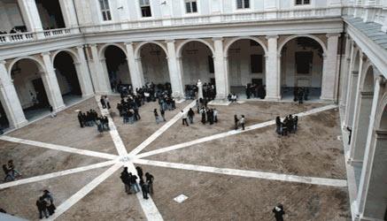 divieto di fumo nei cortili delle scuole, multe da 55 euro e vigili-prof