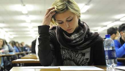 preparazione al test di ingresso, si studia anche la domenica mattina