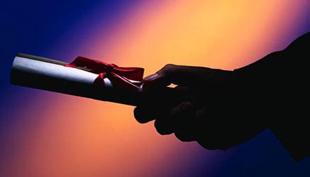 laurea non valida per lo studente imbroglione