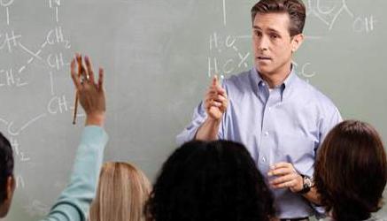 gli studenti italiani guadagano gradini nelle classifiche Ocse: merito dei prof