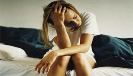ragazza tenta suicidio a causa di una delusione d'amore