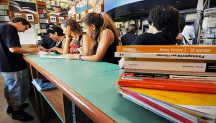 raddoppiano le classi che violano i tetti di spesa dei libri di testo
