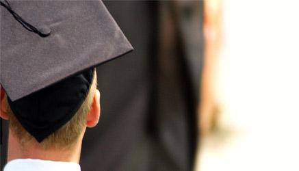 Pochi laureati, troppe tasse: ecco l’università