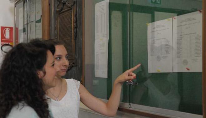 100 e lode con premio dimezzato