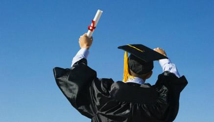 Copiano la tesi di laurea e vengono bocciati