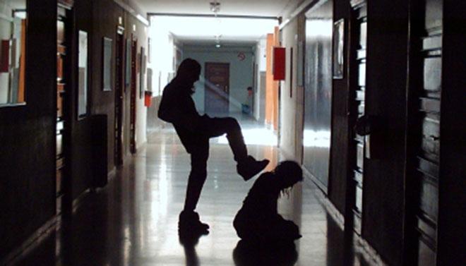 Droga e bullismo, un sms per chiedere aiuto