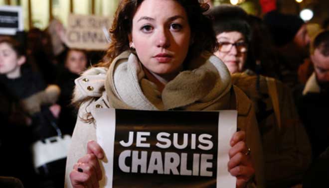 foto Charlie Hebdo e il silenzio della scuola