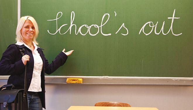 la maestra del futuro è straniera e conosce le lingue