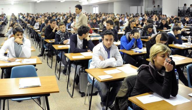 test economia università