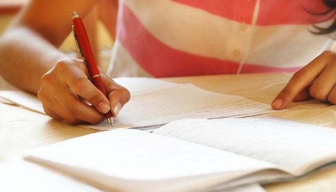 Compiti per le vacanze, quasi 3 su 5 non li hanno finiti