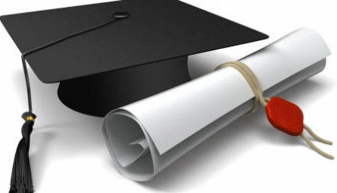 vuole due lauree, università lo blocca