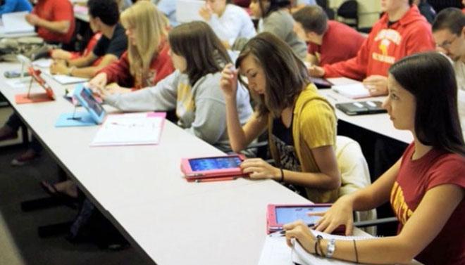 Libri digitali, quelli in carta mandano in fumo il risparmio