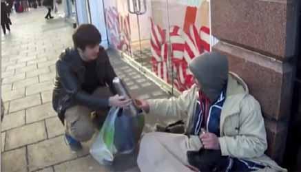 rakinomination-random act of kindness: la moda dei giovani di compiere buone azioni