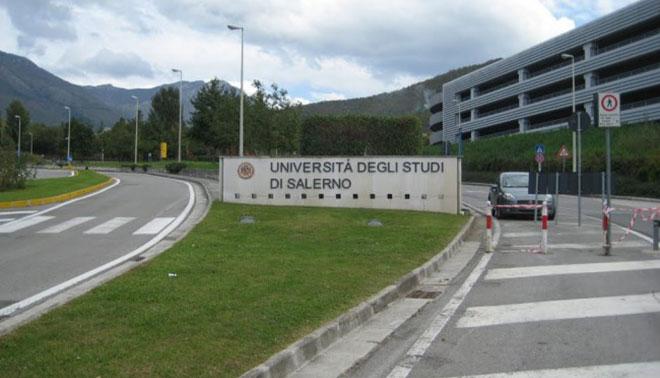 muore studentessa a Salerno, investita dal bus