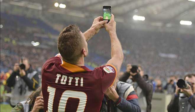 foto selfie Francesco Totti