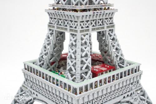 La Tour Eiffel fatta in LEGO? Esiste! articolo
