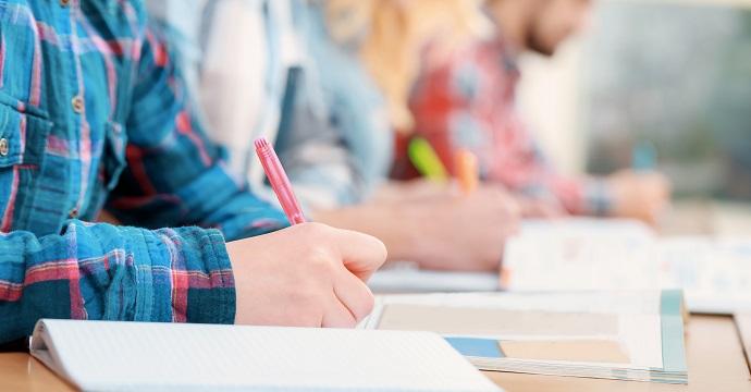 Tipi bizzarri che avrai l'occasione di incontrare agli esami articolo
