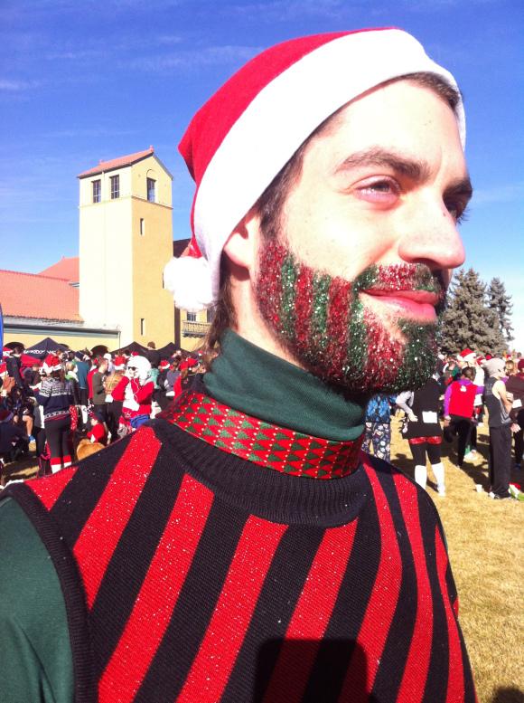 Moda di Natale: la barba glitterata &egrave; gi&agrave; tendenza articolo