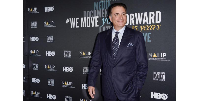10 Star di Hollywood che hanno strane deformazioni fisiche. Riesci a capire quale? articolo