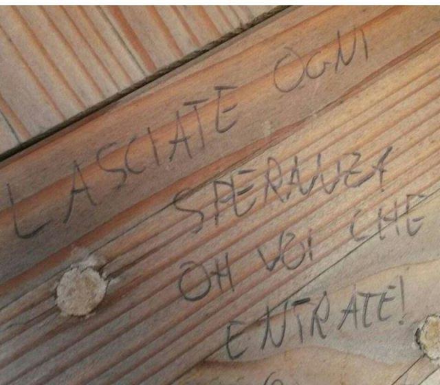 I 10 messaggi più divertenti scritti dai disperati in fila all'Expo! articolo