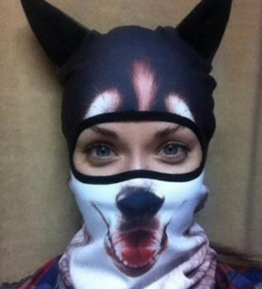 L'ultima moda sulle piste da scii: la Ski Mask da animale! articolo