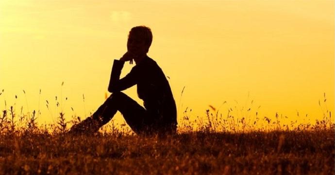 8 ottimi motivi per cui è bene saper stare soli articolo