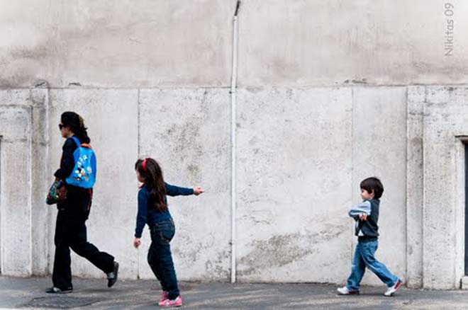 foto di incolpare l'altro fratello