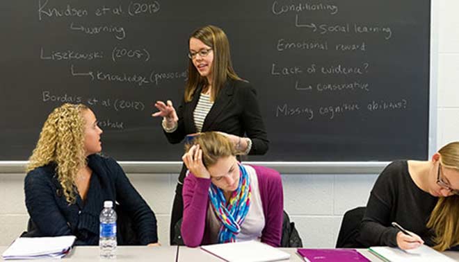 Commissari: conquistali con il linguaggio del corpo