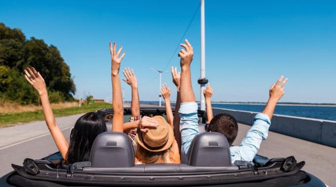 I 5 compagni di viaggio da portare in vacanza