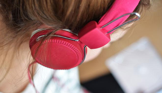 Novità Facebook: ora si ascolterà la musica