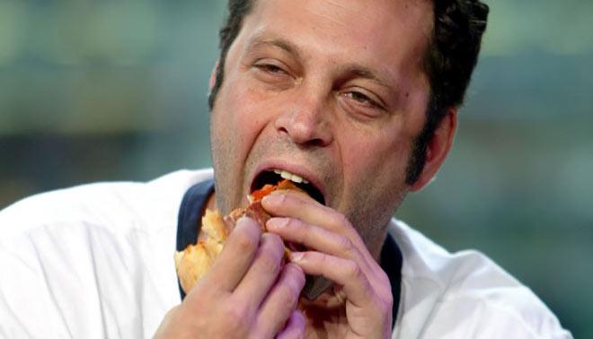 vince vaughn mangia hot dog