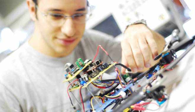 foto di trovare lavoro con gli ITS