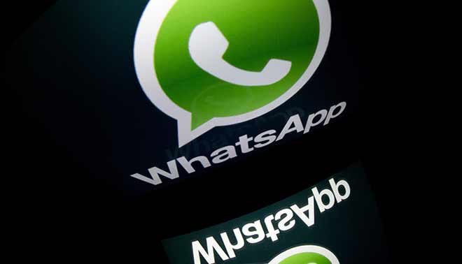WhatsApp: in arrivo il like
