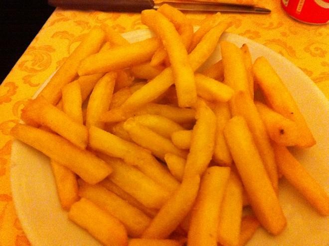 I 7 cibi da non mangiare in vacanza